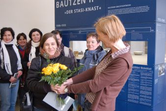 Silke Klewin heißt 100 000 Besucherin 2010 willkommen